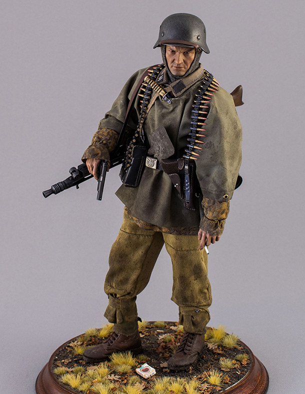 Фигурки: Пулеметчик СС из Kampfgruppe Hansen Фигурки: Пулеметчик СС из Kampfgruppe Hansen